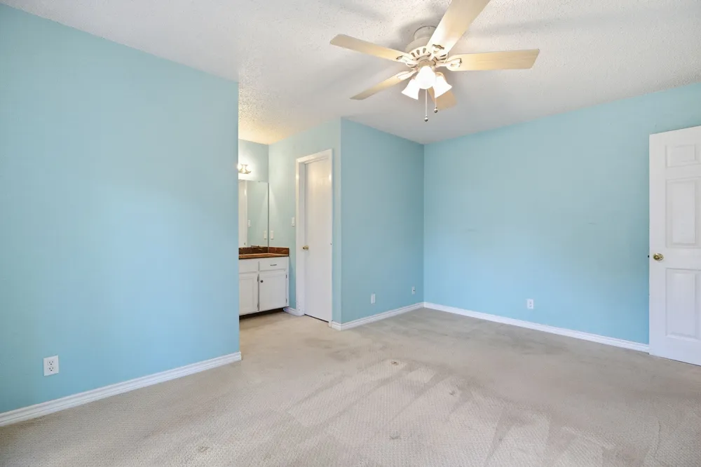 8509 Slant Oak Drive Austin, TX 78729