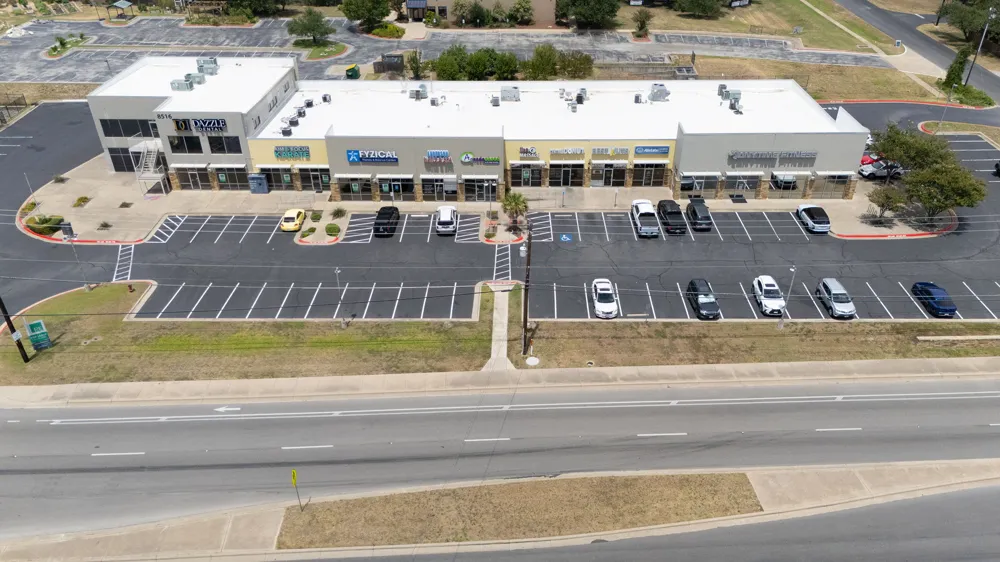 8509 Slant Oak Drive Austin, TX 78729