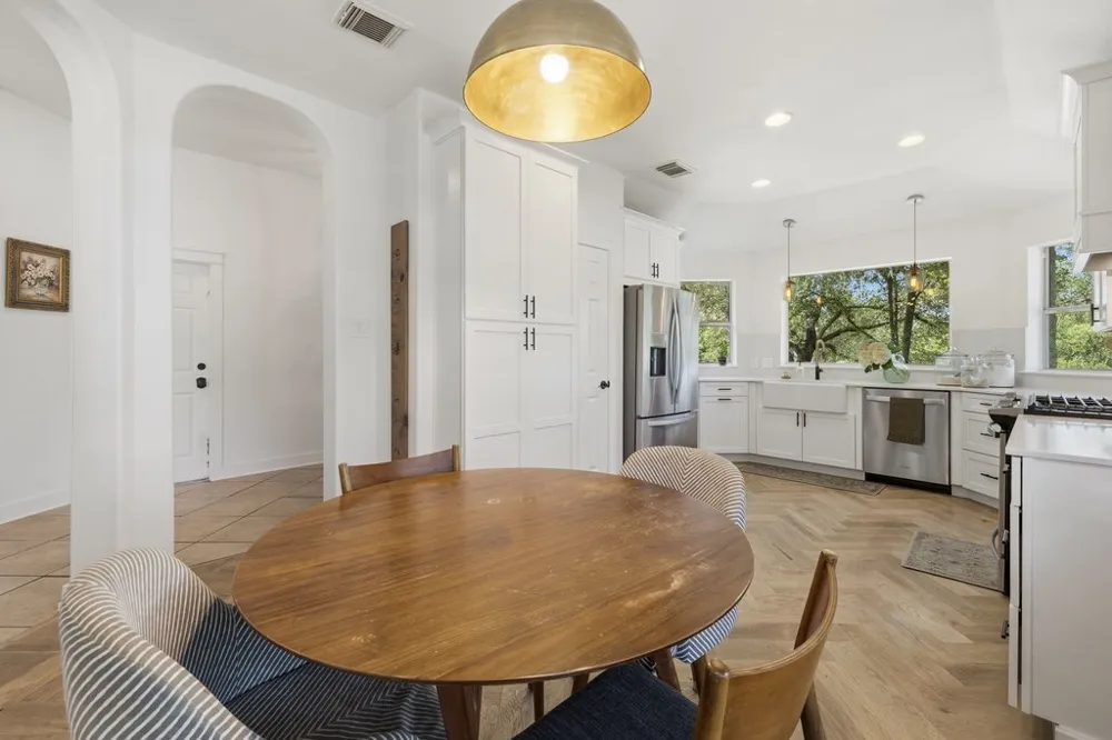 4253 Canyon Glen Circle Austin, TX 78732