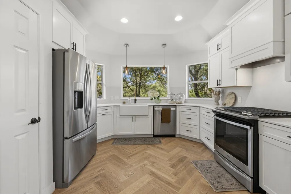 4253 Canyon Glen Circle Austin, TX 78732
