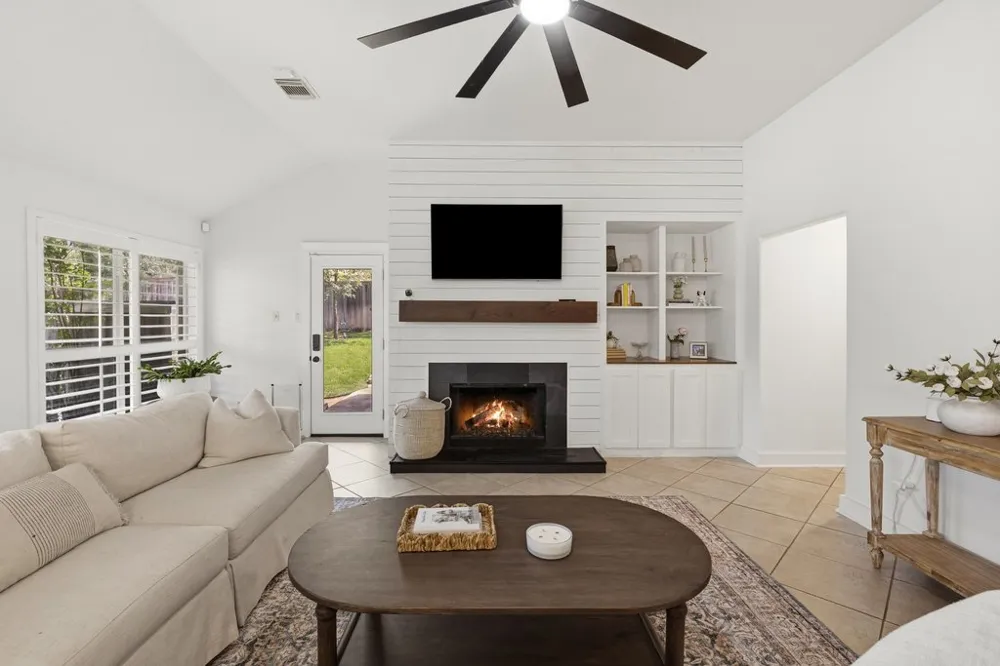 4253 Canyon Glen Circle Austin, TX 78732