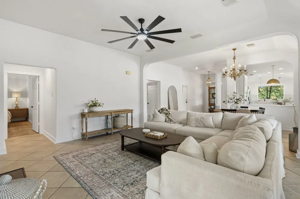 4253 Canyon Glen Circle Austin, TX 78732