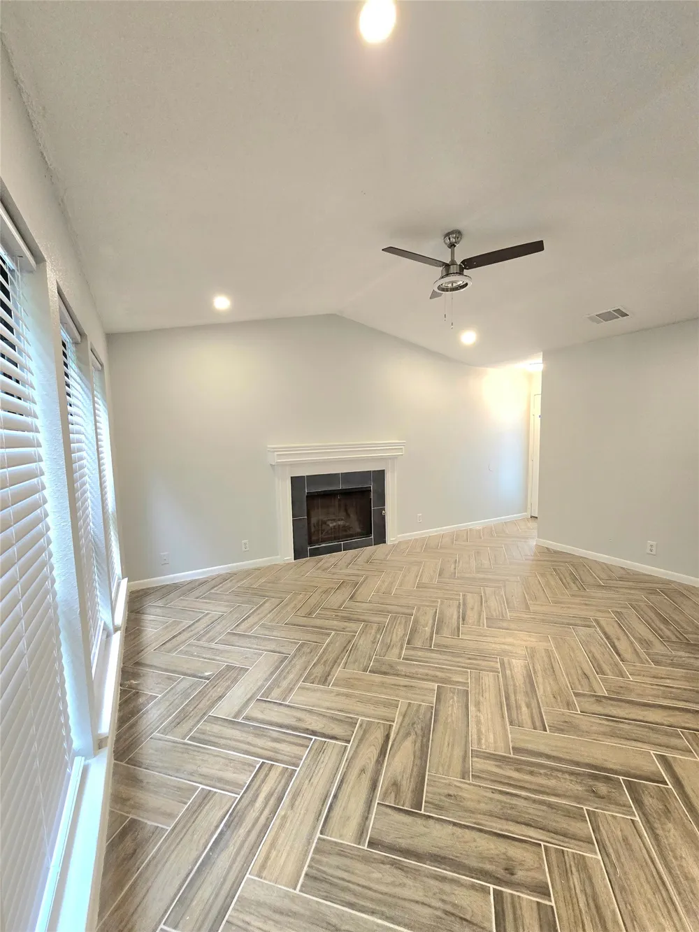 1417 Hyridge Circle Round Rock, TX 78664