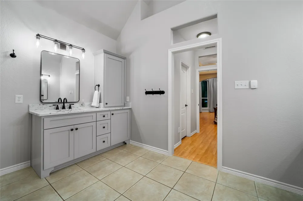 103 Sierra Ridge Drive San Marcos, TX 78666