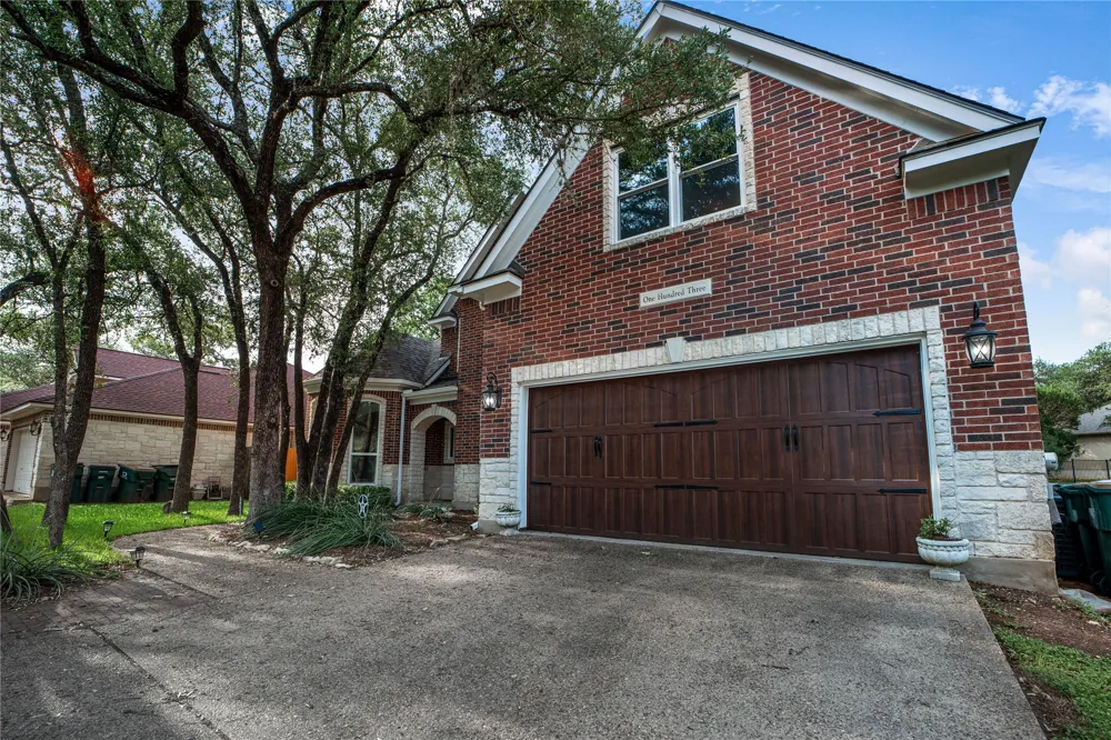 103 Sierra Ridge Drive San Marcos, TX 78666