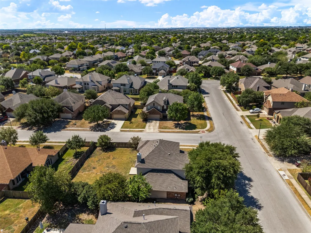 20117 Treyburn Lane Pflugerville, TX 78660