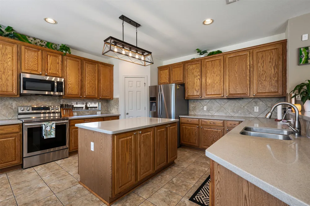 20117 Treyburn Lane Pflugerville, TX 78660