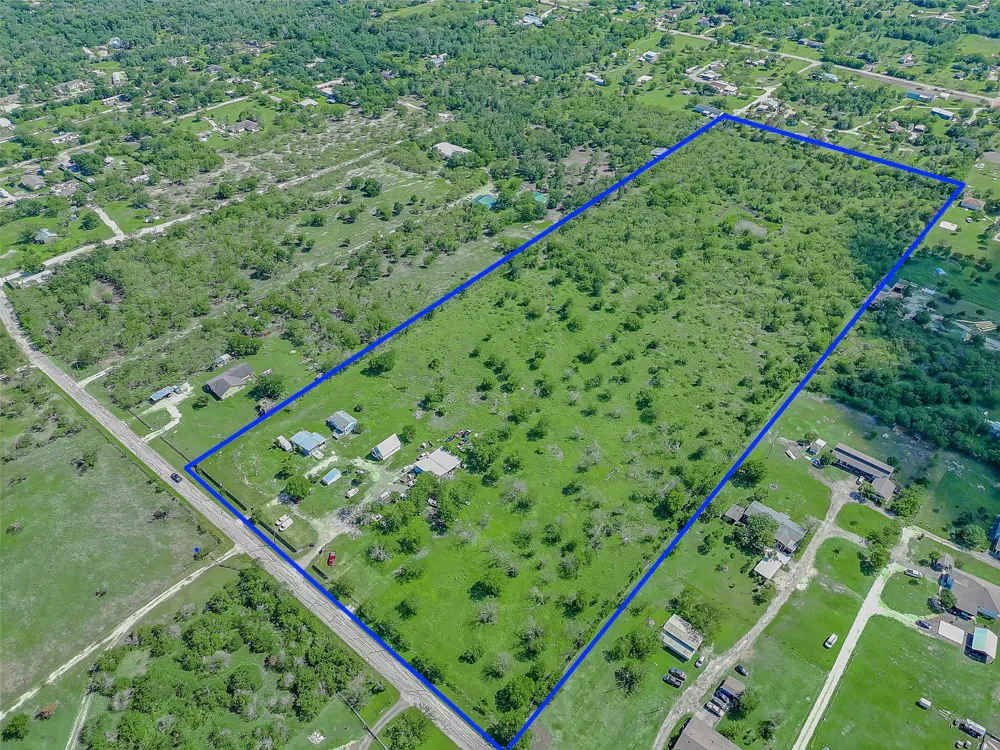 925 Longhollow Road Dale, TX 78616