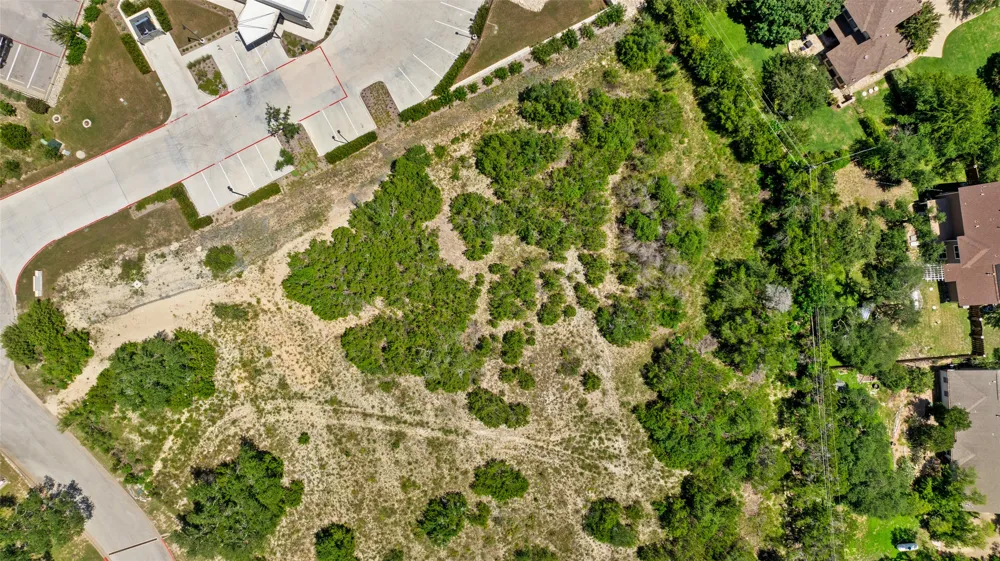 8 Lakeway Centre Court Lakeway, TX 78734