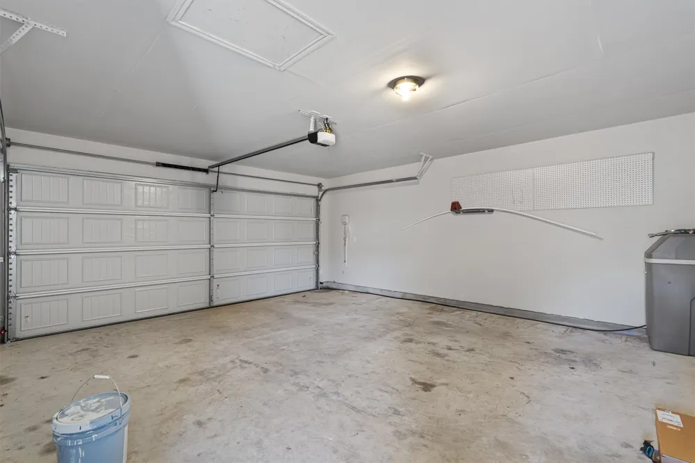 256 Pelican Bay Circle Kyle, TX 78640