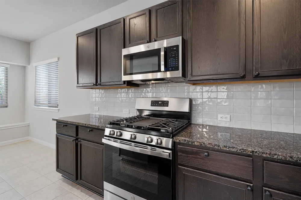 256 Pelican Bay Circle Kyle, TX 78640