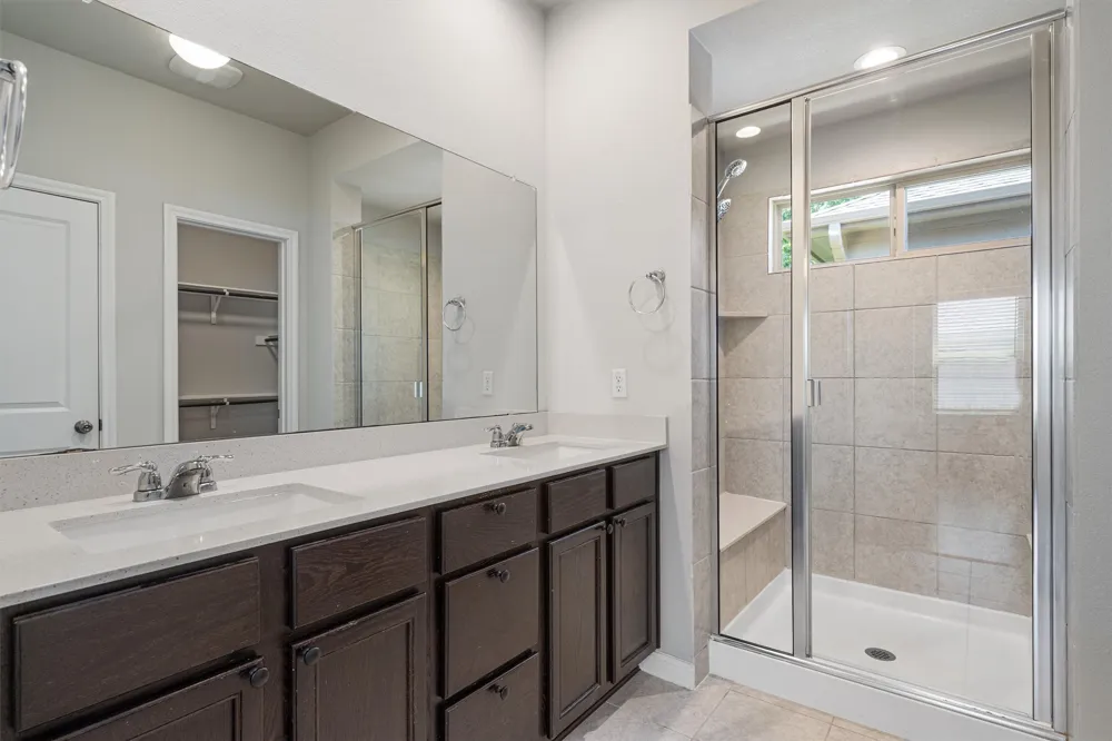 256 Pelican Bay Circle Kyle, TX 78640