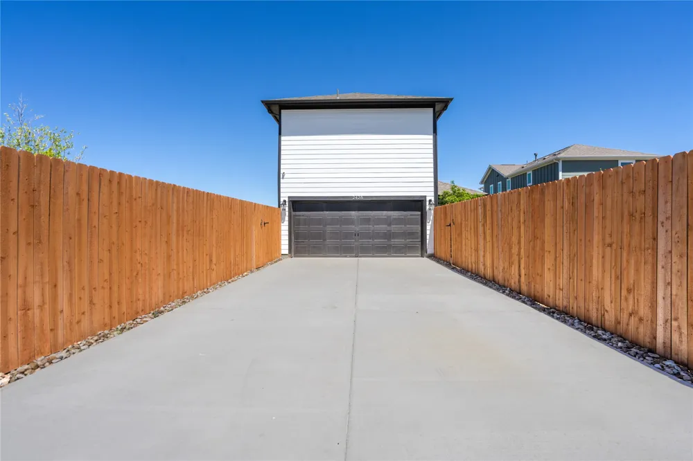 2428 Ekvall Drive Round Rock, TX 78665
