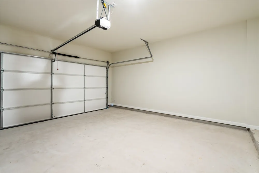 2428 Ekvall Drive Round Rock, TX 78665