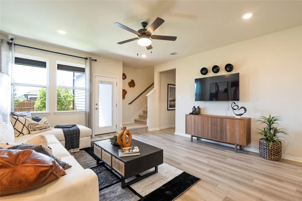 2428 Ekvall Drive Round Rock, TX 78665