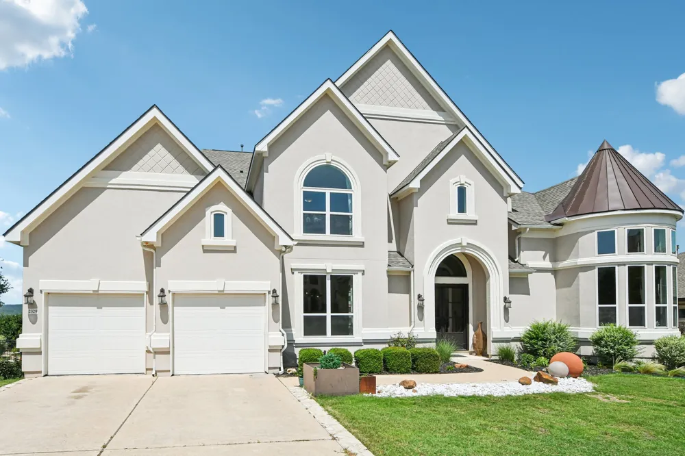 2329 Sandorna Court Leander, TX 78641