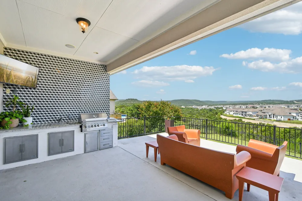 2329 Sandorna Court Leander, TX 78641