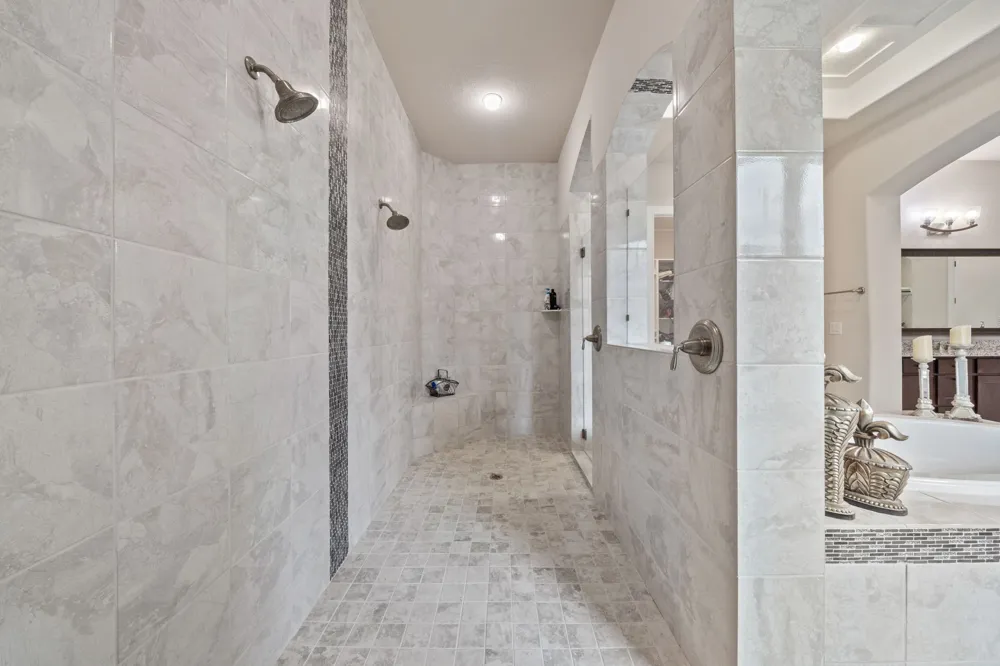 2329 Sandorna Court Leander, TX 78641