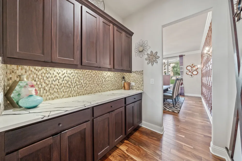 2329 Sandorna Court Leander, TX 78641