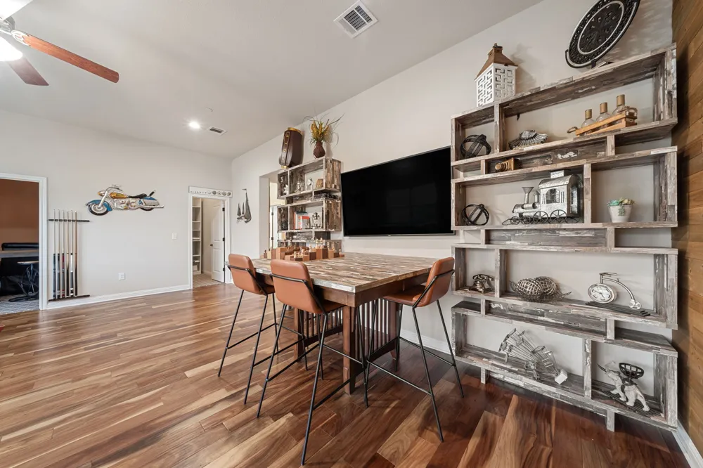 2329 Sandorna Court Leander, TX 78641