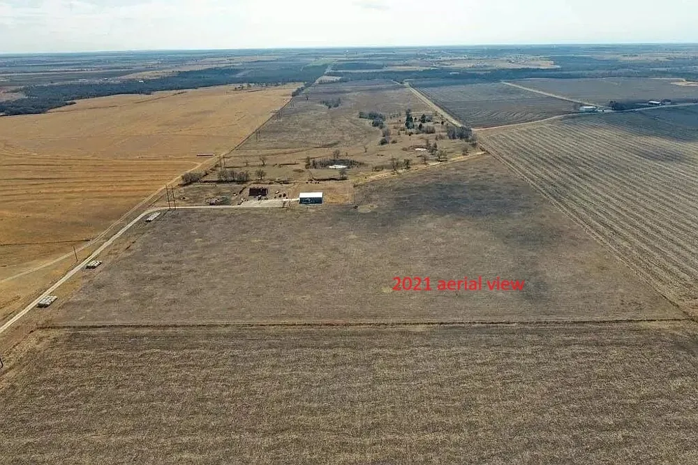 37 County Road 453 Coupland, TX 78615