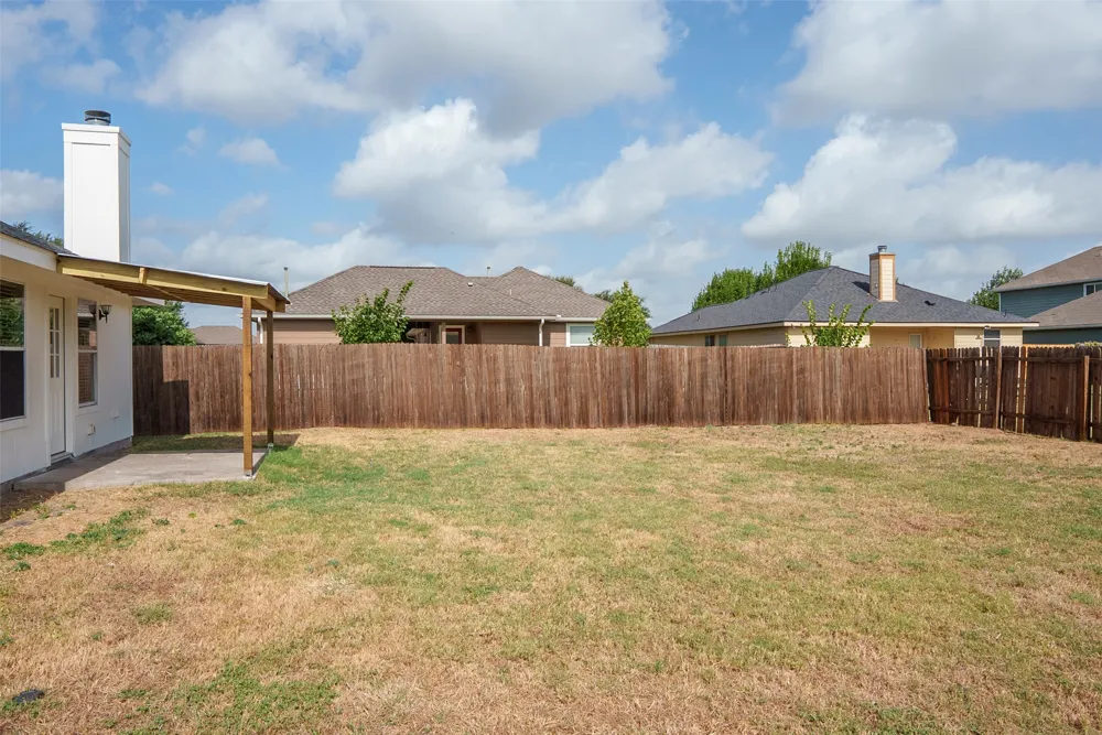 107 Fishbaugh Lane Hutto, TX 78634