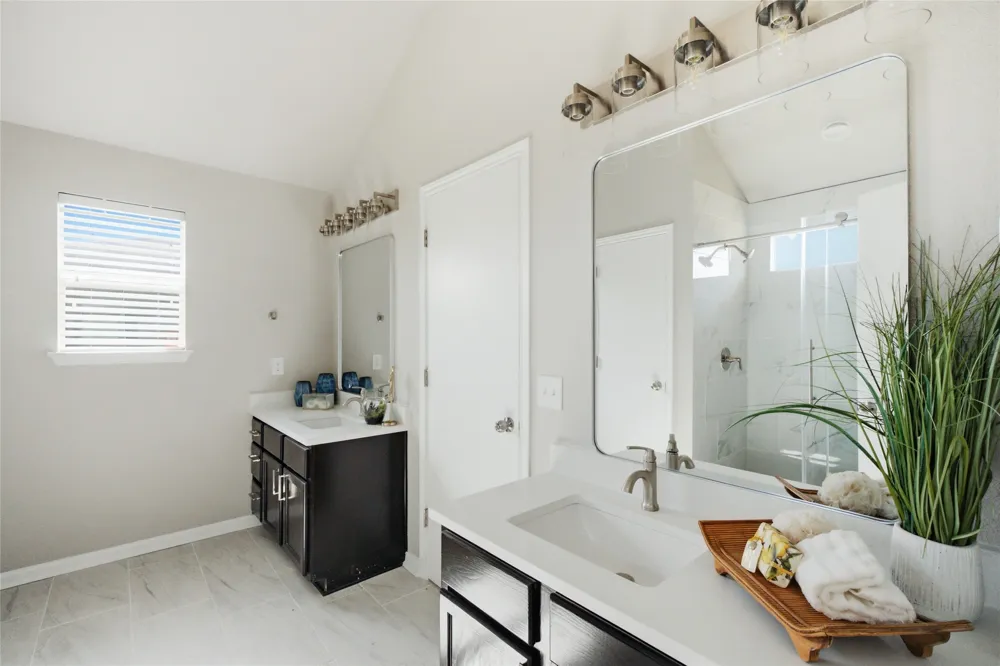 107 Fishbaugh Lane Hutto, TX 78634