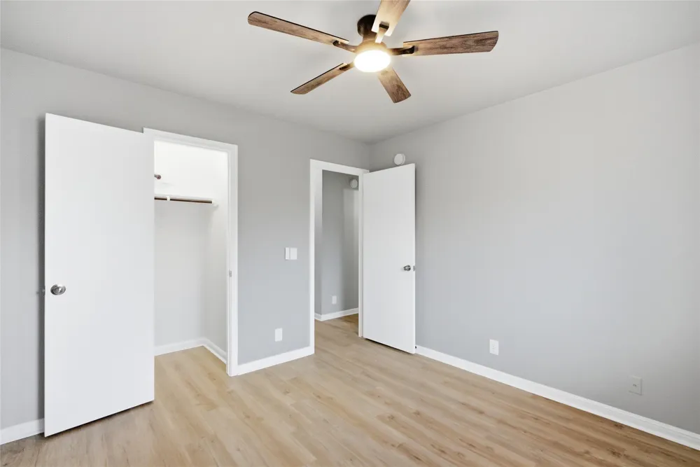 107 Fishbaugh Lane Hutto, TX 78634
