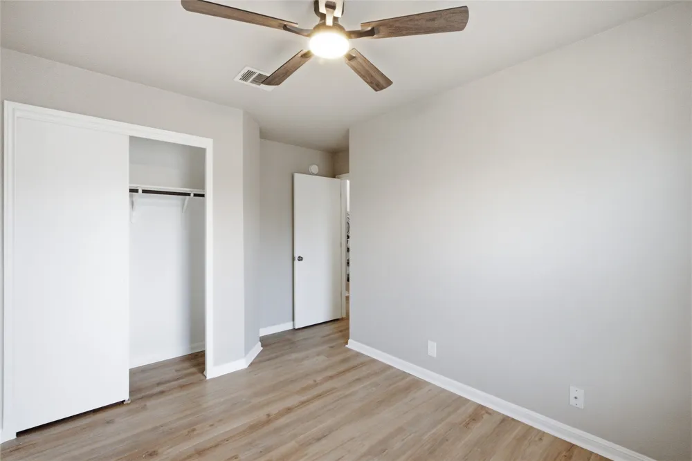 107 Fishbaugh Lane Hutto, TX 78634