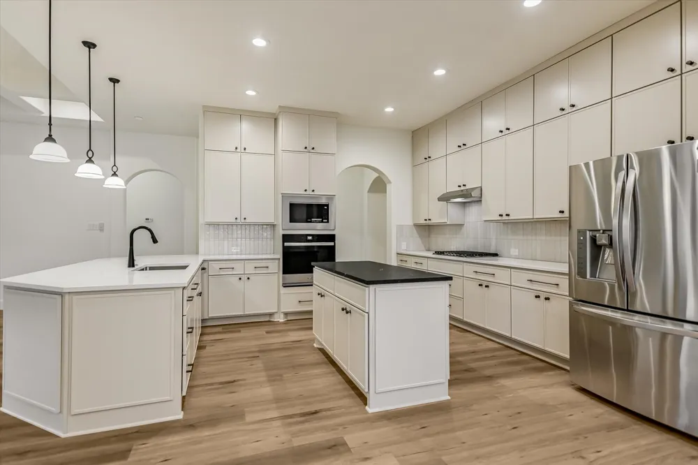 106 Waverly Spire Court Austin, TX 78738