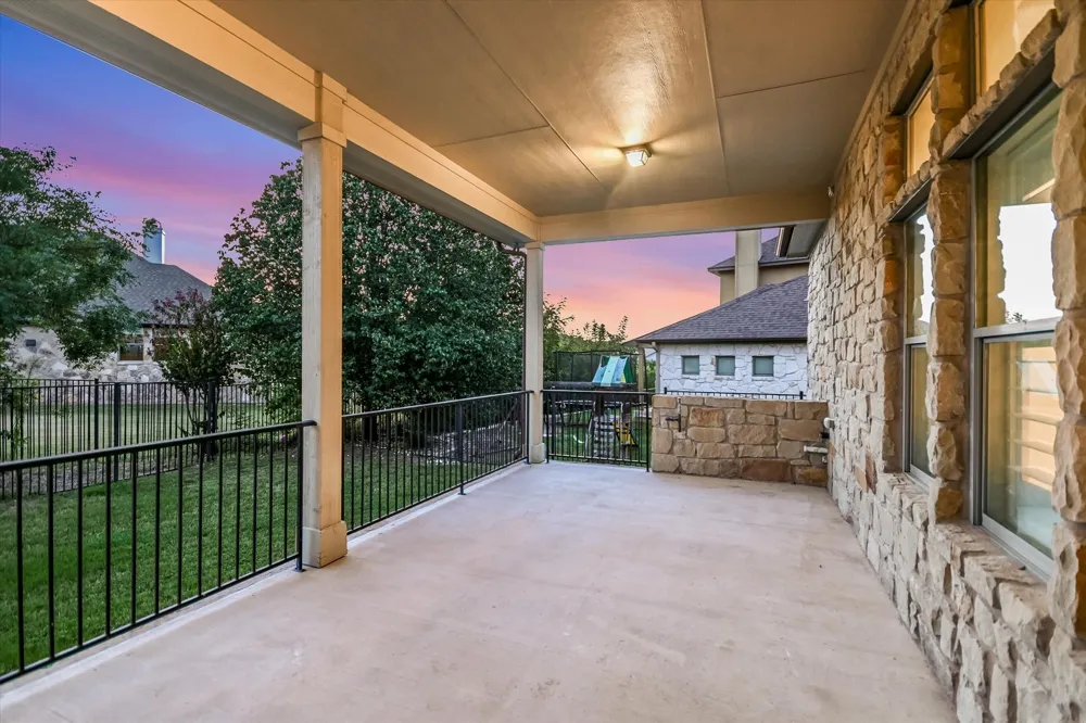 106 Waverly Spire Court Austin, TX 78738