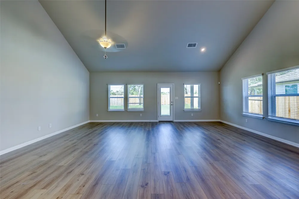 117 Fairmeadow Downs Drive Hutto, TX 78634