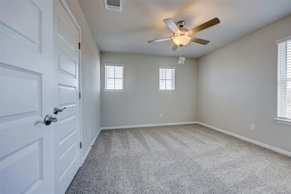117 Fairmeadow Downs Drive Hutto, TX 78634