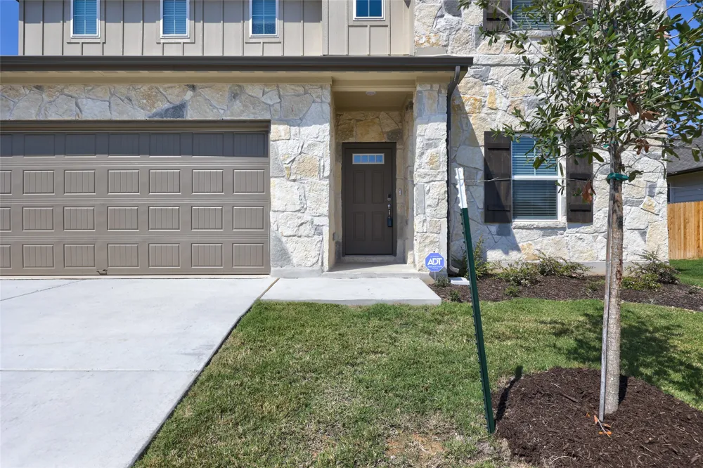 117 Fairmeadow Downs Drive Hutto, TX 78634