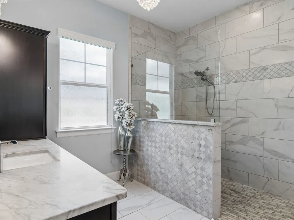 137 Sowing Oak Drive San Marcos, TX 78666