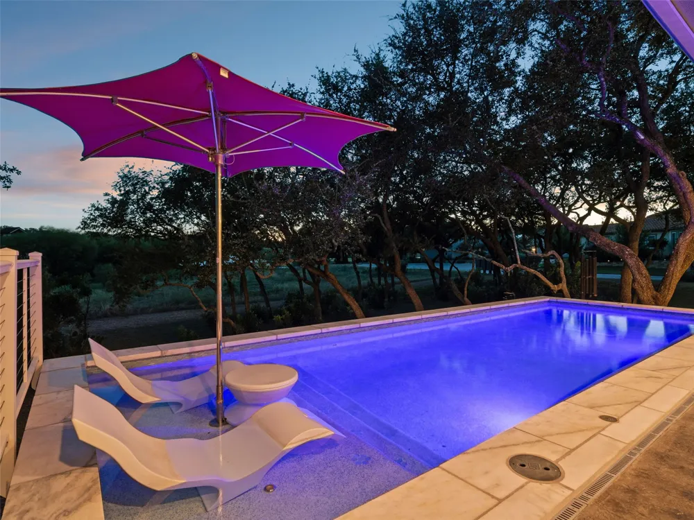 137 Sowing Oak Drive San Marcos, TX 78666