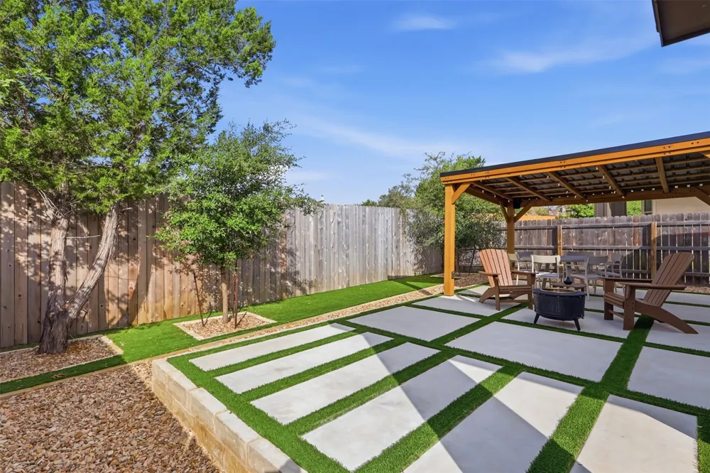 945 Easy Gruene Drive New Braunfels, TX 78130