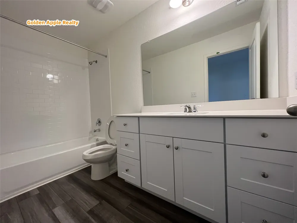 103 Gray Fox Loop Hutto, TX 78634