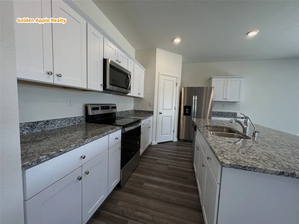 103 Gray Fox Loop Hutto, TX 78634