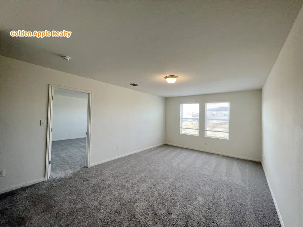103 Gray Fox Loop Hutto, TX 78634