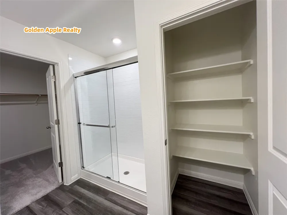 103 Gray Fox Loop Hutto, TX 78634
