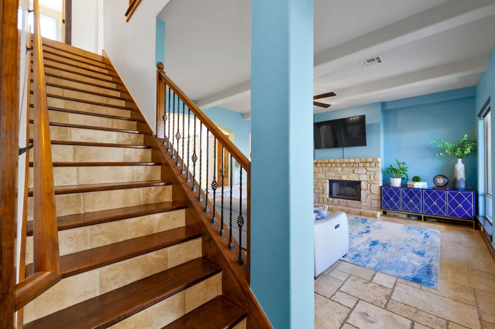 2802 Lohmans Ford Road #B Lago Vista, TX 78645