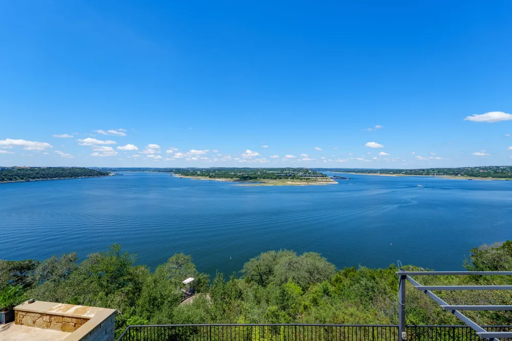 2802 Lohmans Ford Road #B Lago Vista, TX 78645
