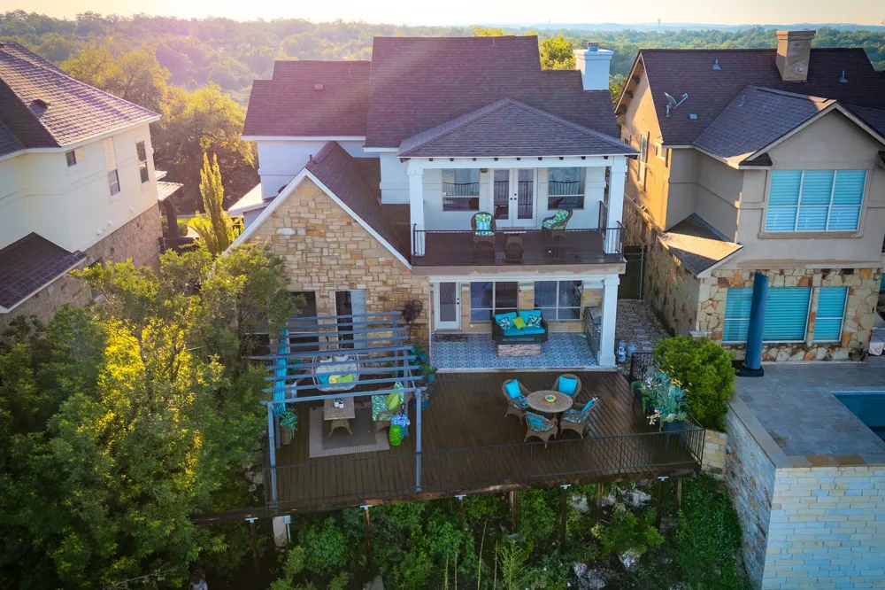 2802 Lohmans Ford Road #B Lago Vista, TX 78645