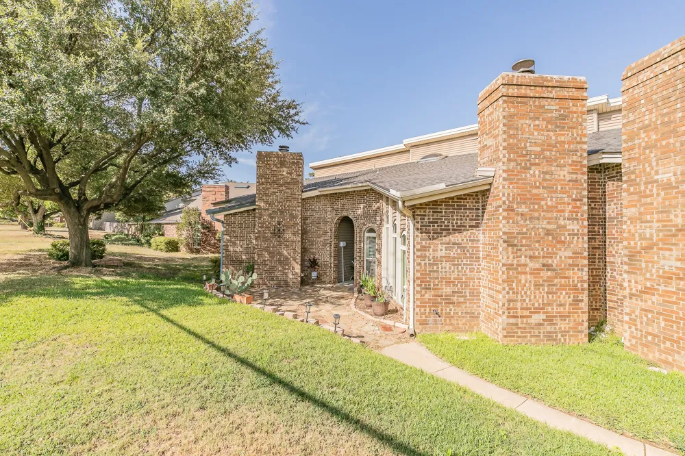 400 S Fielder Road Arlington, TX 76013
