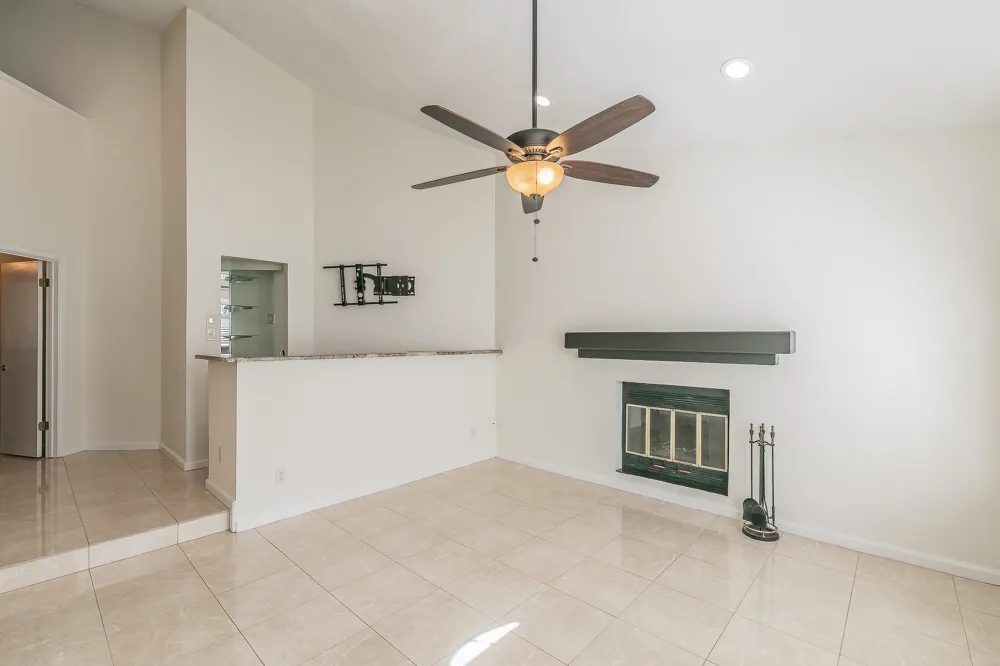 400 S Fielder Road Arlington, TX 76013