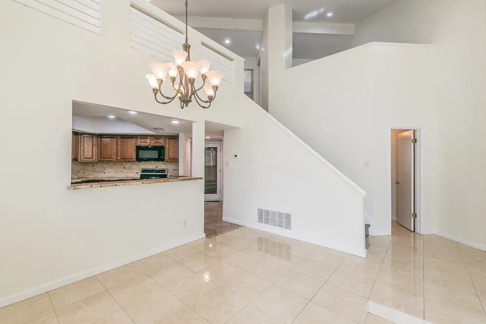 400 S Fielder Road Arlington, TX 76013