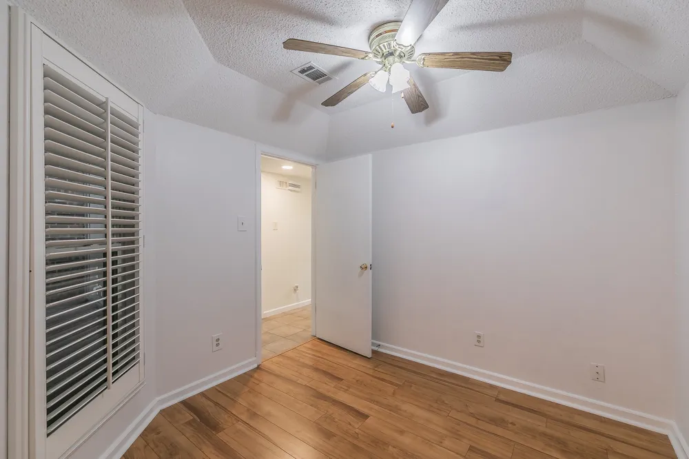 400 S Fielder Road Arlington, TX 76013