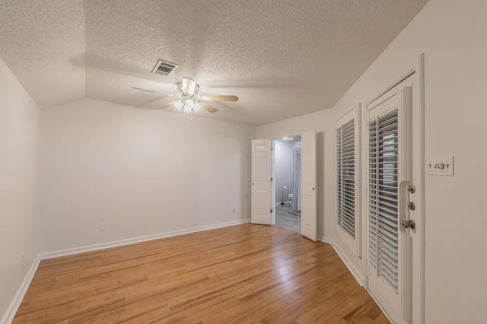 400 S Fielder Road Arlington, TX 76013