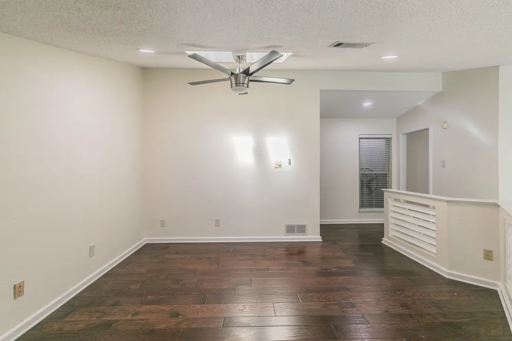 400 S Fielder Road Arlington, TX 76013